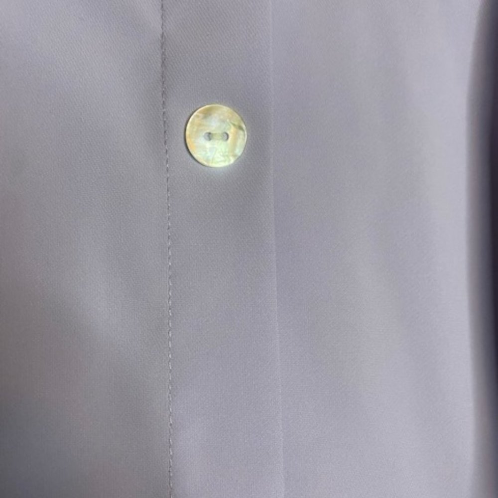 Lavender Blouse NWOT Size M - Picture 4 of 4